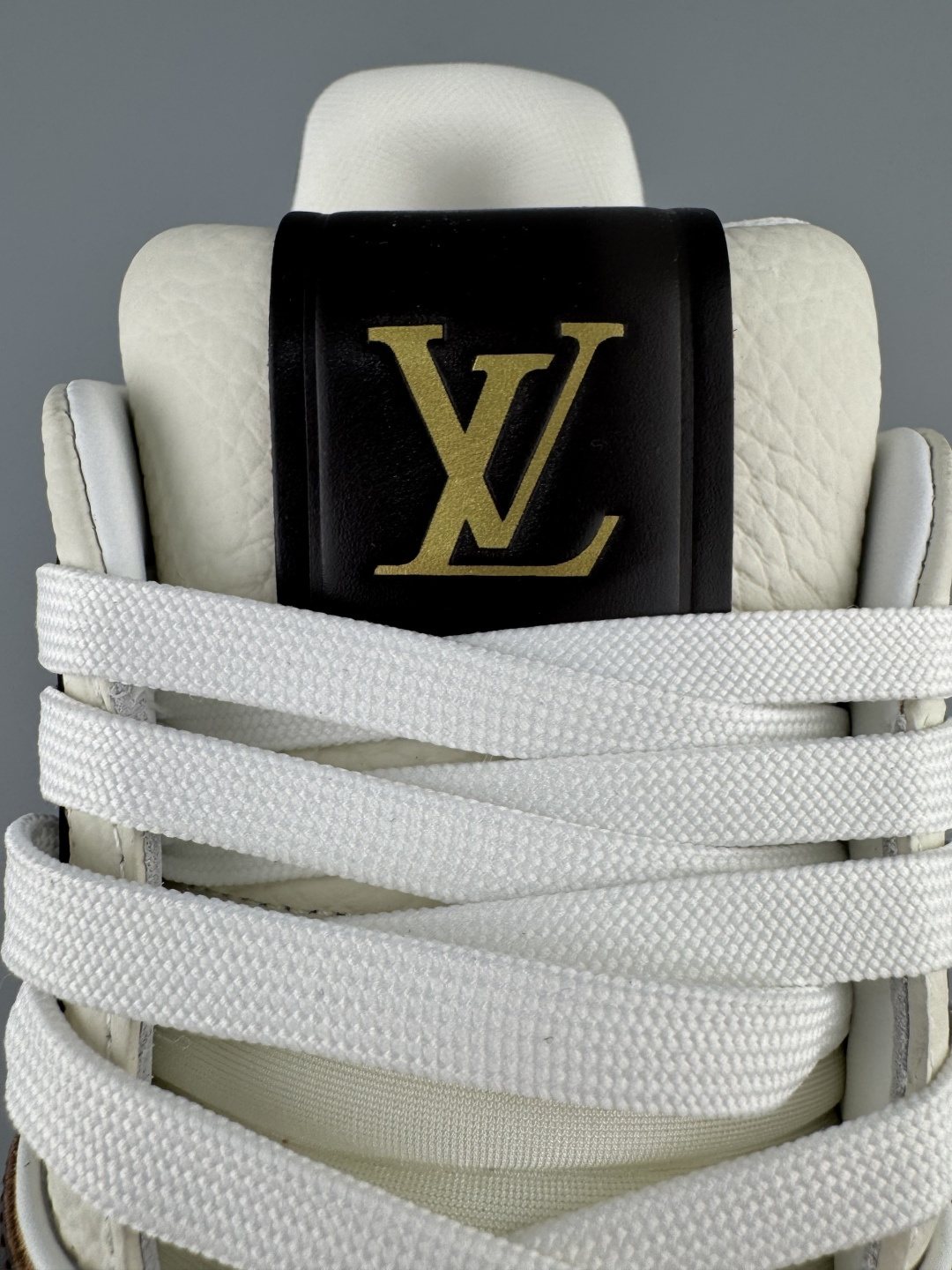 Louis Vuitton White & Black Low-Top Sneakers — detail