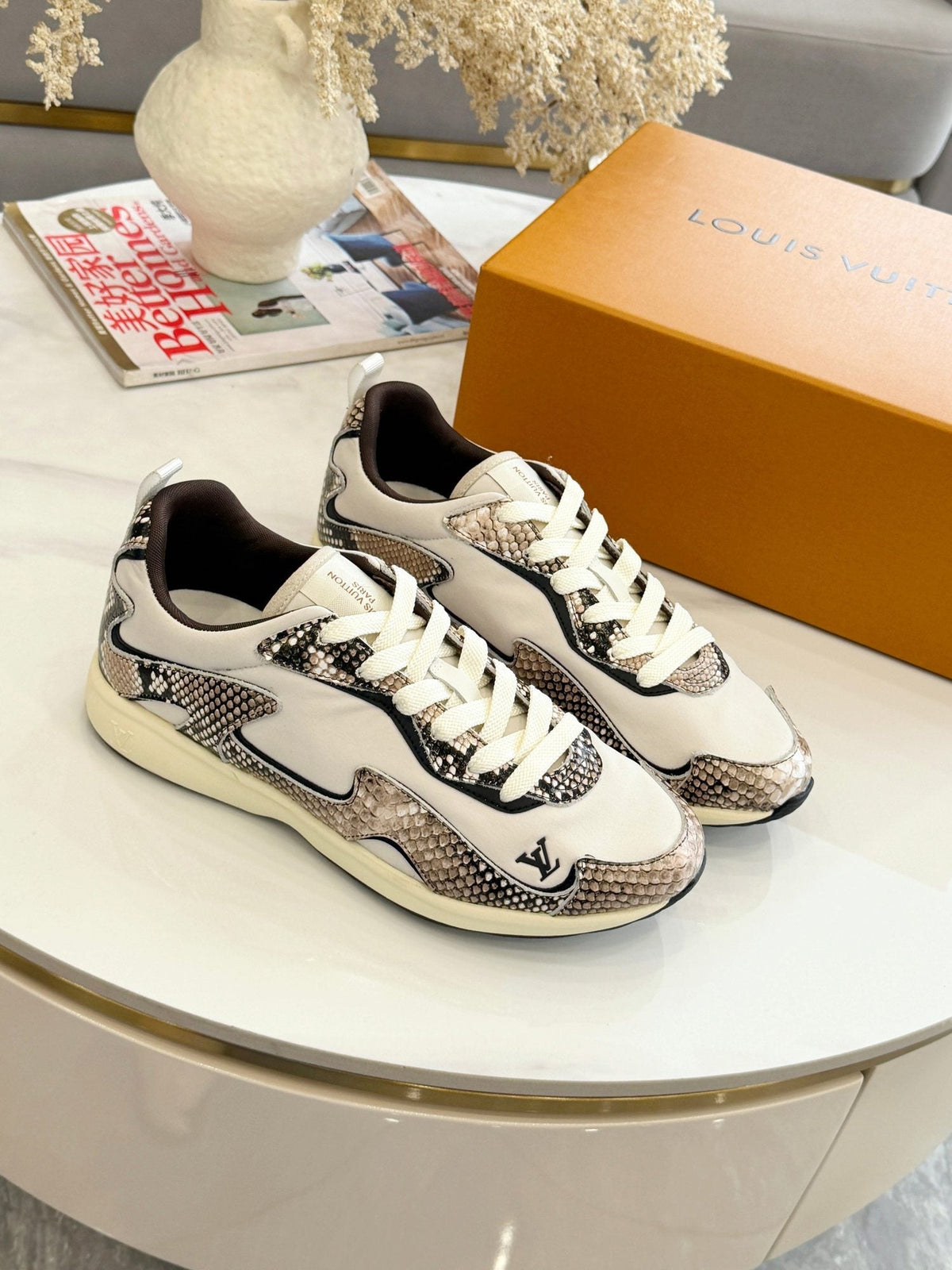 Louis Vuitton Drop 300 Low-Top Sneakers — hero
