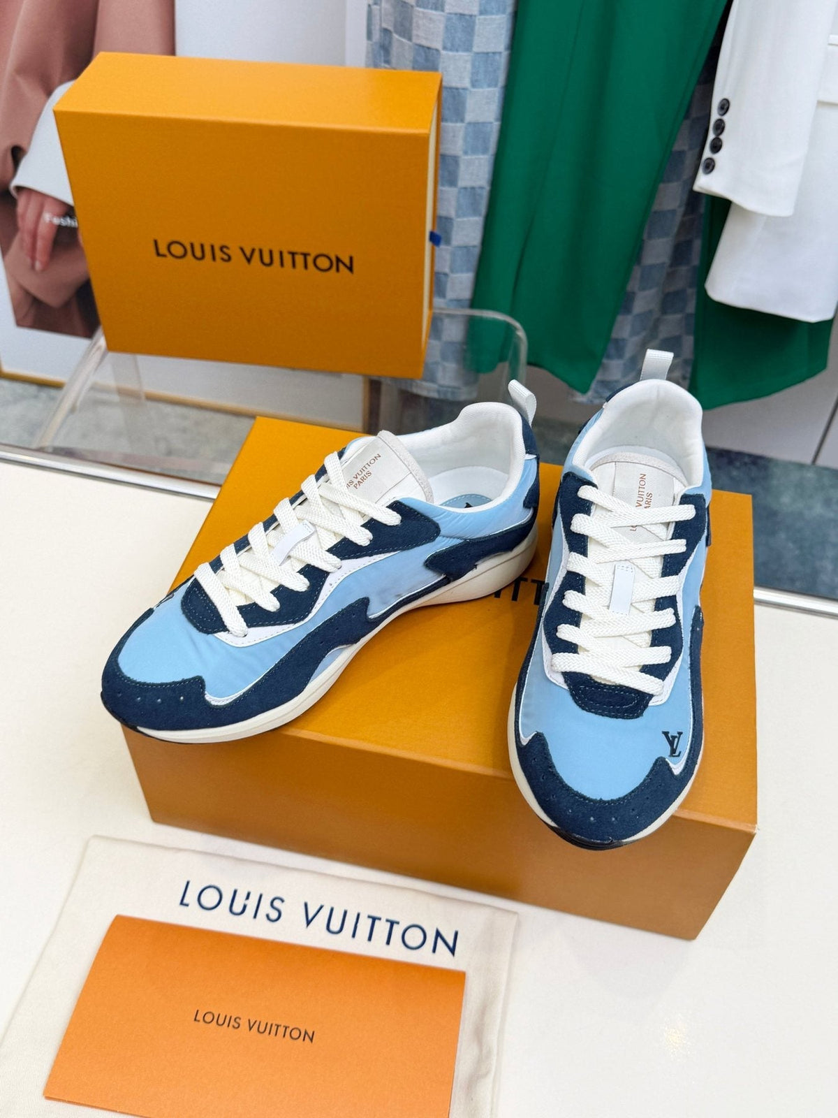 Louis Vuitton Drop 300 Low-Top Sneakers — front