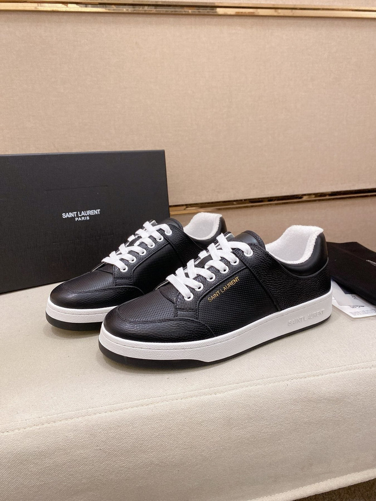 Saint Laurent Dark Green and White Low-Top Sneakers — front