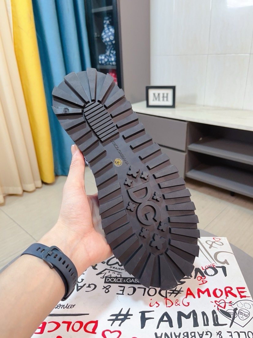 微商相册测试鞋子-Dolce & Gabbana Text-Print Lug Sole Shoes — back