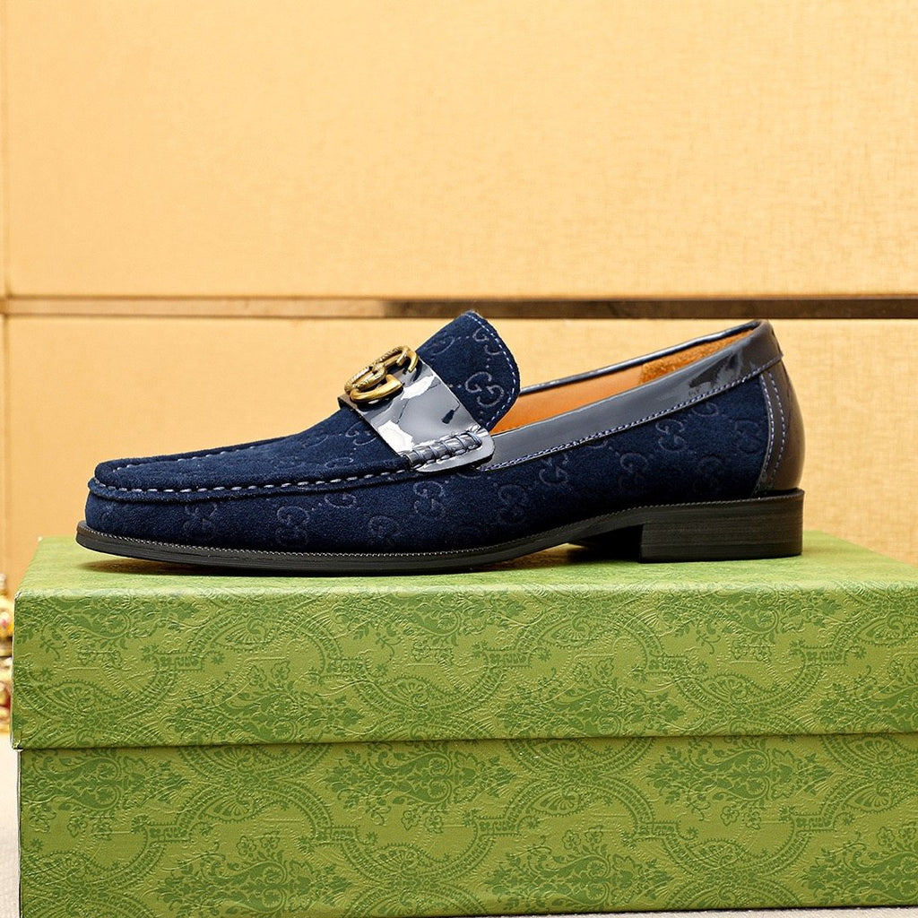 GUCCI Monogram Logo-Hardware Loafers — side
