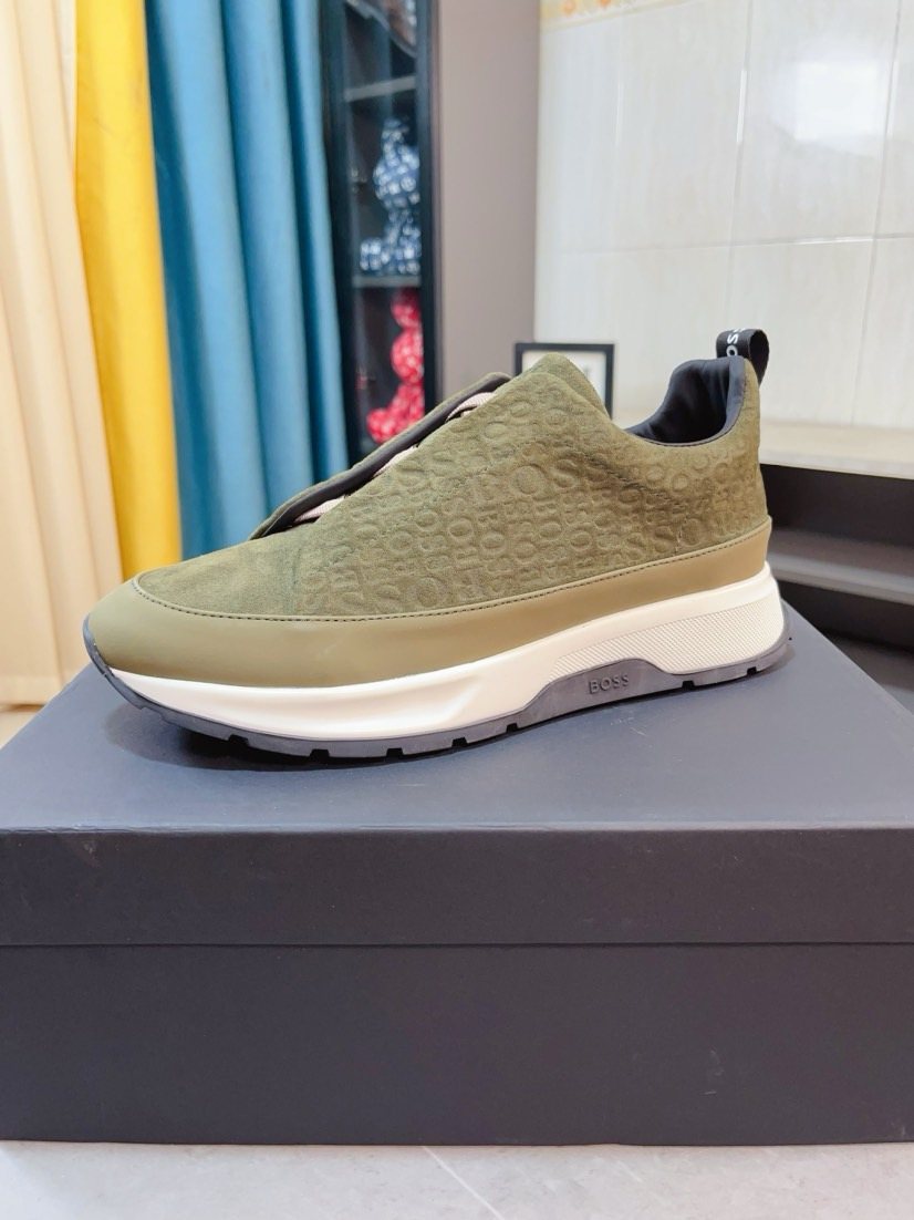 HUGO BOSS Textured Low-Top Sneakers — front