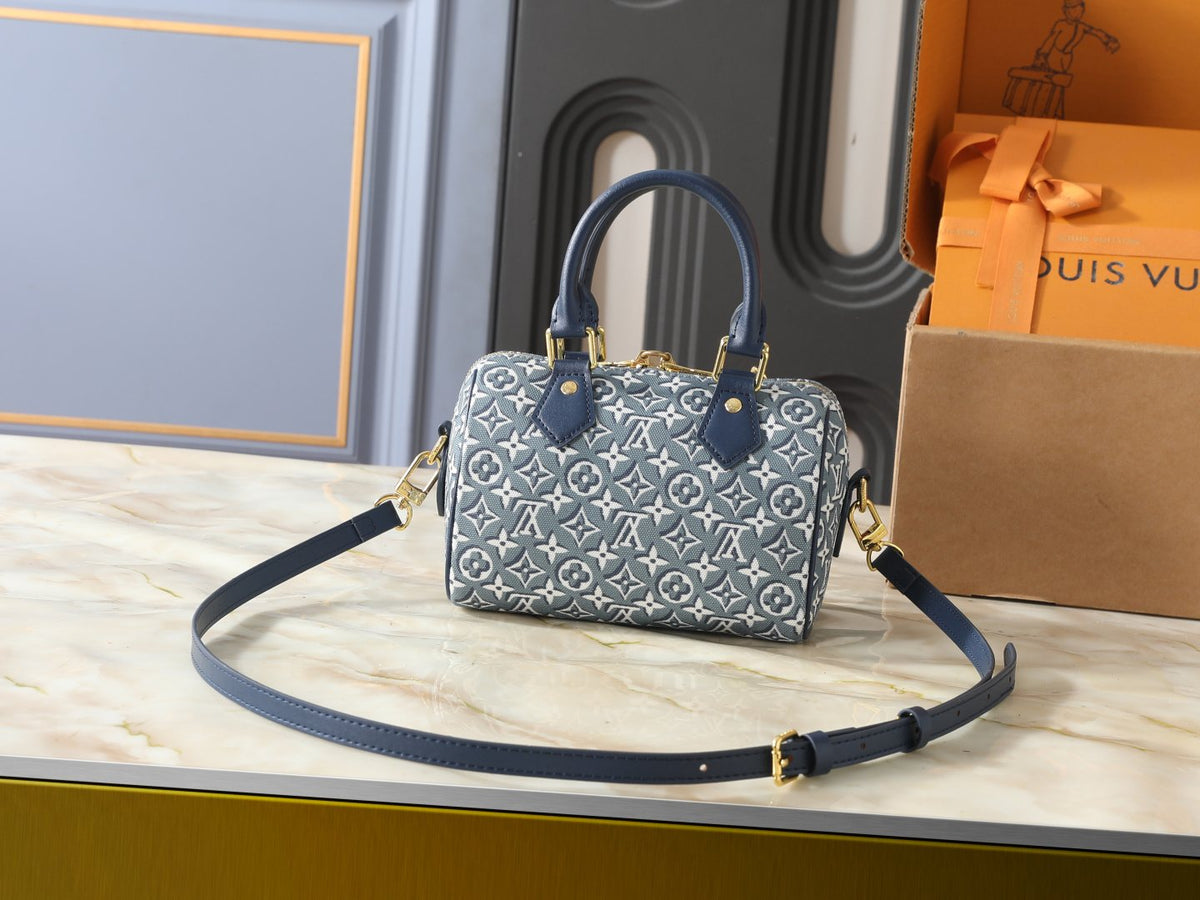 Louis Vuitton Speedy Bandoulière 20 Monogram Satchel — front